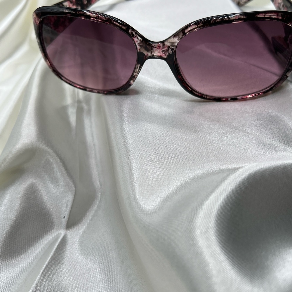 Revlon Sunglasses with Pink Lenses and Black Floral Frame